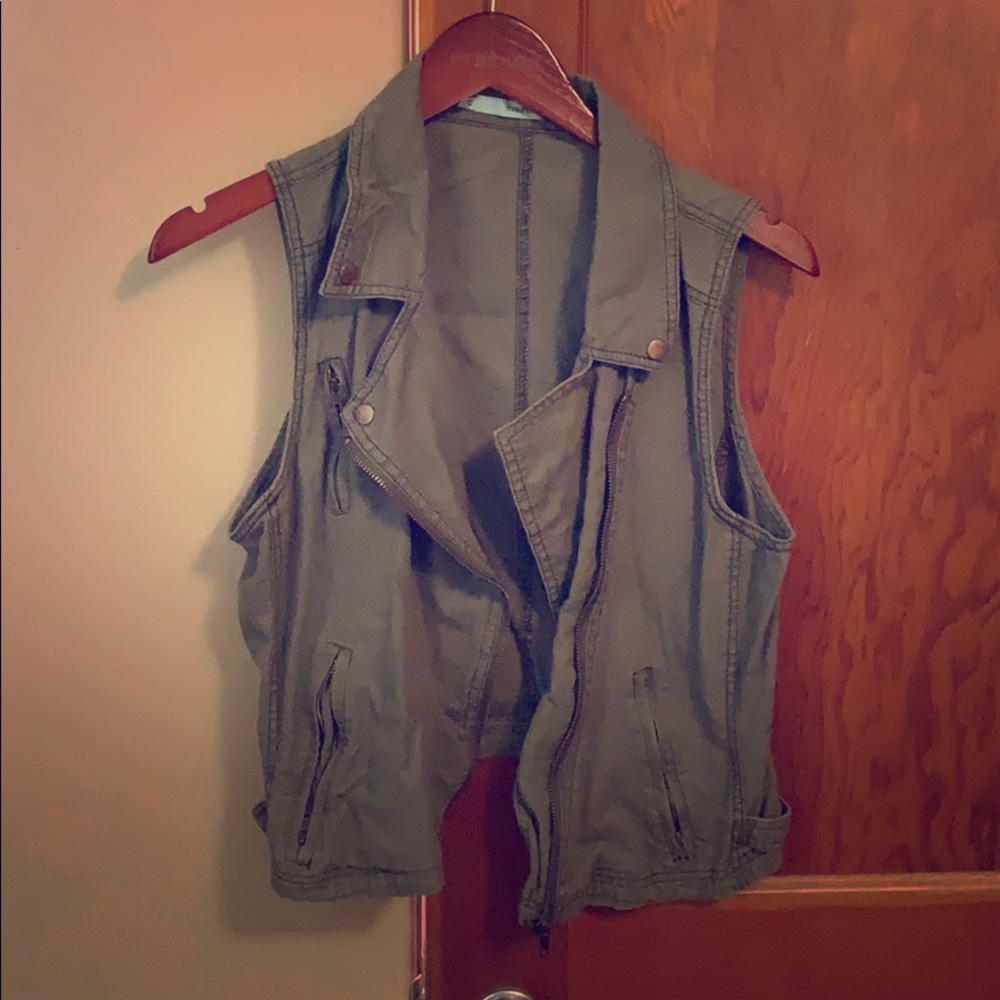 Maurice’s vest